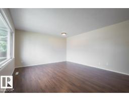 Primary Bedroom - 12807 135 Av Nw, Edmonton, AB T5L3X4 Photo 4