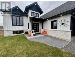 Kitchen - 212 Greenfield Dr, Sault Ste Marie, ON P6A0B5 Photo 2