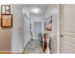 Ensuite - 412 350 South Island Hwy, Campbell River, BC V9W1A5 Photo 2