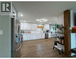 Bathroom - 1154 Galerno Rd, Campbell River, BC V9W1J4 Photo 5