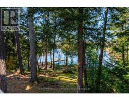 Bedroom 2 - 19 Huron Trail, Georgian Bay, ON L0K1S0 Photo 2