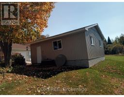 Living room - 76 Lake Street, South Algonquin, ON K0J2M0 Photo 2