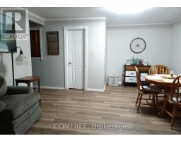 Dining room - 76 Lake Street, South Algonquin, ON K0J2M0 Photo 3