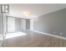 Bedroom - 2 1011 White Oak Drive, Burlington, ON L7T2L3 Photo 4