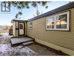 8 986 Range Road, Whitehorse,  Y1A4V1 Photo 3