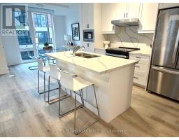 12 Bancroft Lane, Richmond Hill, ON L4E1M1 Photo 5