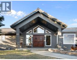 4pc Bathroom - 33038 Township Road 272, Rural Rocky View County, AB T4C2Z6 Photo 2