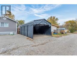 Kitchen - 596101 Hwy 59 Tropicana 15 Crescent E, East Zorratavistock, ON N4P7W1 Photo 4