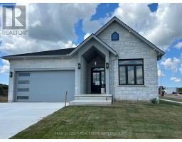 Kitchen - 70 Benner Boulevard, Middlesex Centre, ON N0L1R0 Photo 3