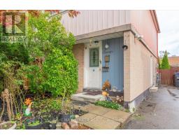 Dining room - 11 Great Oak Court, Brampton, ON L6S2J9 Photo 2