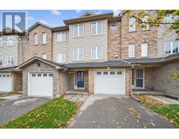 Bathroom - 23 7 Southside Place, Hamilton, ON L9C7W6 Photo 2