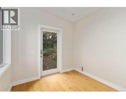 Storage - 4882 Lochside Dr, Saanich, BC V8Y2E4 Photo 2