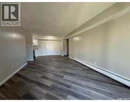 4pc Bathroom - 101 1822 Eaglesham Avenue, Weyburn, SK S4T2R1 Photo 4