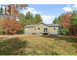 Kitchen - 79 Warbler Way, Madawaska Valley, ON K0J1L0 Photo 5