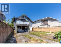 4836 Clarendon Street, Image 3