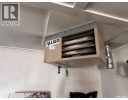 Bedroom - 240 8th Avenue Nw, Swift Current, SK S9H0Z8 Photo 4