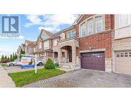 54 Tozer Crescent, Ajax, ON L1T5A1 Photo 3