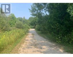 Dining room - 20 Cape Hurd Road E, Northern Bruce Peninsula, ON N0H2R0 Photo 5