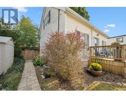 Bedroom 2 - 145 Bridgeport Road E, Waterloo, ON N2J2K3 Photo 4
