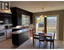 2pc Ensuite bath - 269 5th Avenue Ne, Swift Current, SK S9H2L3 Photo 4