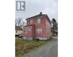 Kitchen - 477 Townsand Street, Sydney, NS B1P5G5 Photo 4
