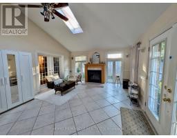 Ground Floor Unit 515 Louis Drive, Mississauga, ON L5B2N3 Photo 2