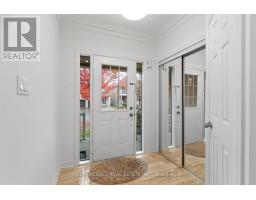 Eating area - 23 Manordale Crescent, Vaughan, ON L4H0T6 Photo 4