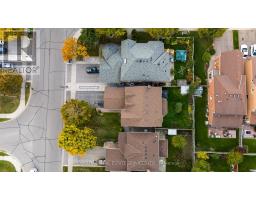 Living room - 48 Eagleridge Drive, Brampton, ON L6R1E9 Photo 5