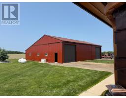 8529 Kinnaird Road, Lambton Shores, ON N0N1J3 Photo 2