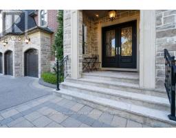 Laundry room - 82 Elizabeth Grove, King, ON L7B1H6 Photo 4