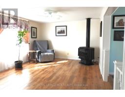 Bedroom 2 - 55 Topaz Street, Wasaga Beach, ON L9Z1X7 Photo 5