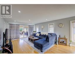 Bathroom - 156 Sparling Street, Huron East, ON N0K1W0 Photo 2