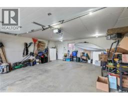 2pc Bathroom - 1730 11 Th Avenue Nw, Moose Jaw, SK S6J0B3 Photo 2