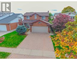 Bathroom - 19 Elderwood Drive, St Catharines, ON L2S3E5 Photo 2