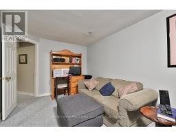 Living room - 2 2318 Marine Drive, Oakville, ON L6L1C3 Photo 3