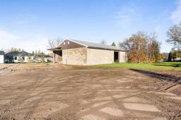 80 First Street S, Beausejour, MB R0E0C0 Photo 3