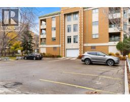 3pc Ensuite bath - 323 2330 Hamilton Street, Regina, SK S4P4M4 Photo 2