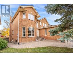 Recreational, Games room - 24 Whalen Court, Richmond Hill, ON L4C9T4 Photo 2