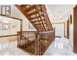 Bedroom - 24 Whalen Court, Richmond Hill, ON L4C9T4 Photo 3