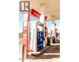 4812 47 Street, Image 3