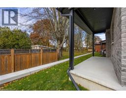 Full bathroom - 3 Maple Avenue, Port Dover, ON N0A1N6 Photo 3