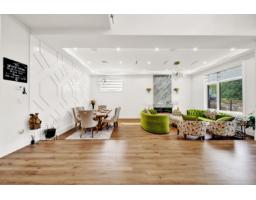 15496 22 Avenue, Surrey, BC V4A2C2 Photo 3