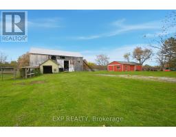 Sunroom - 9043 Ridge Road, Niagara Falls, ON L3B5N7 Photo 5