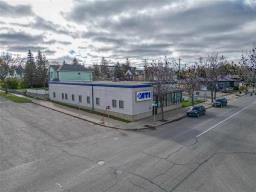 1610 Rosser Avenue, Brandon, MB R7A0M8 Photo 3