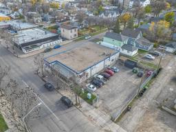 1610 Rosser Avenue, Brandon, MB R7A0M8 Photo 5