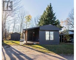 Living room - 106 Pinehurst Estates, Petawawa, ON K8H2H2 Photo 2
