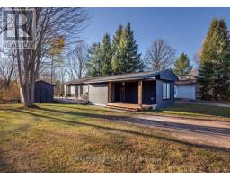 Bedroom 2 - 106 Pinehurst Estates, Petawawa, ON K8H2H2 Photo 3