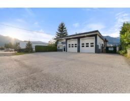 531 Corbett Street Hope, Hope, BC V0X1L4 Photo 2