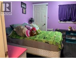 Bedroom - 2011 Highway 3 Unit 3, Hosmer, BC V0B1M5 Photo 4