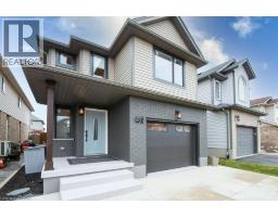 Bedroom - 62 Tottenham Street, Kitchener, ON N2R1V2 Photo 2
